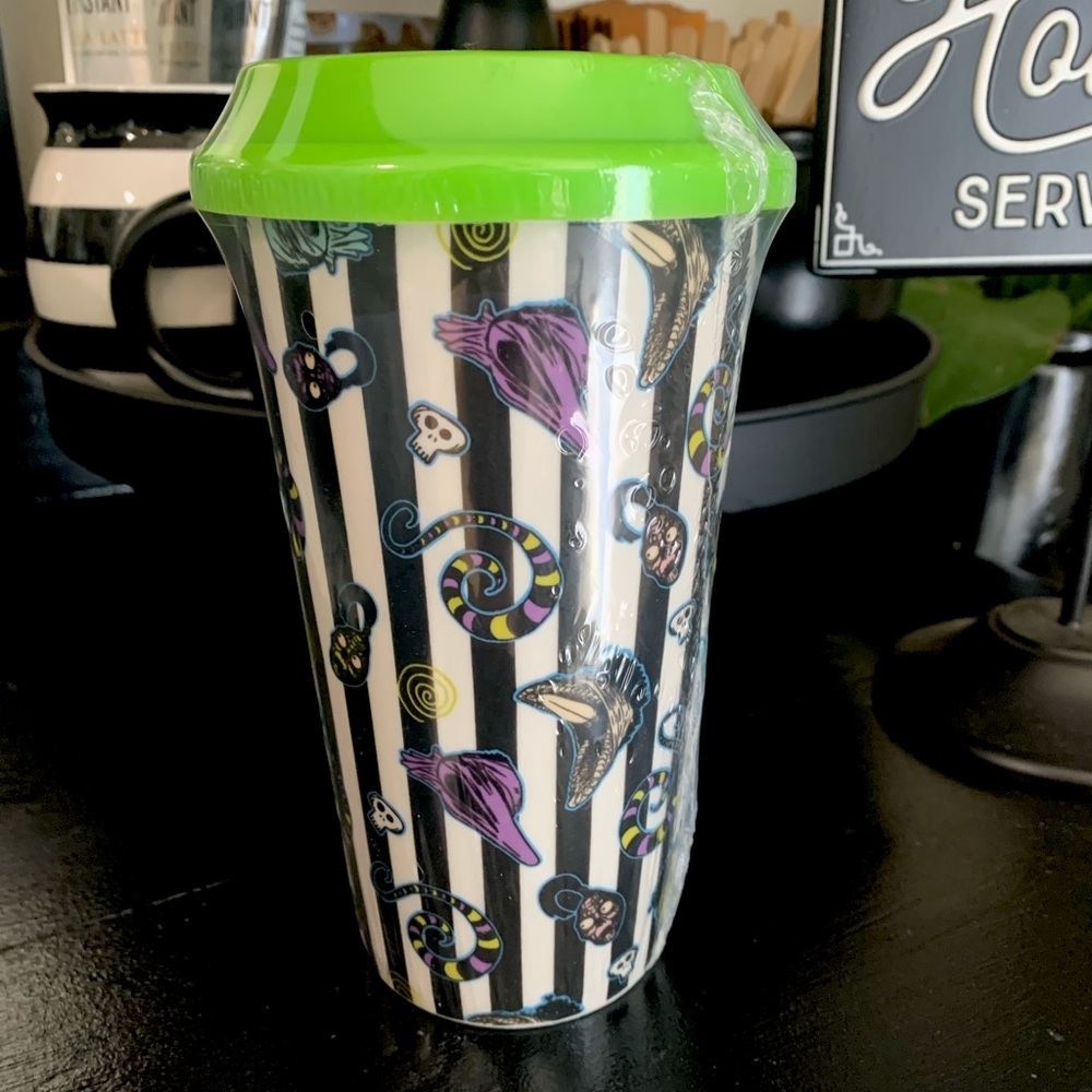 Beetlejuice coffee travel mug 💚🖤💚🖤